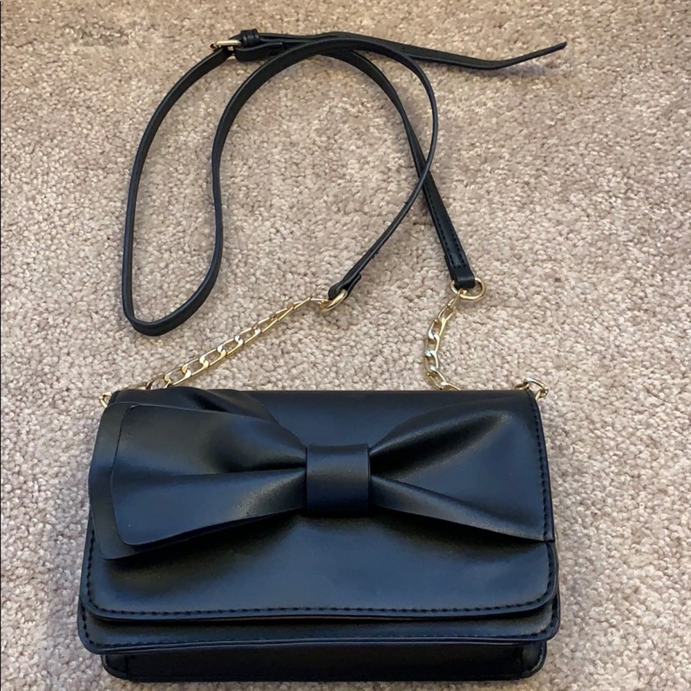 Black cross body bag bow detailing